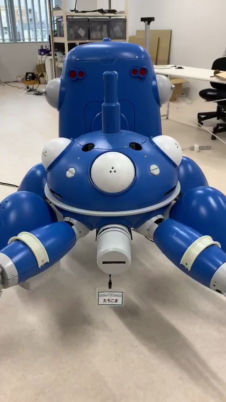 《攻壳机动队:sac_2045》网飞开播 官方晒实体机器人塔奇克马祝贺