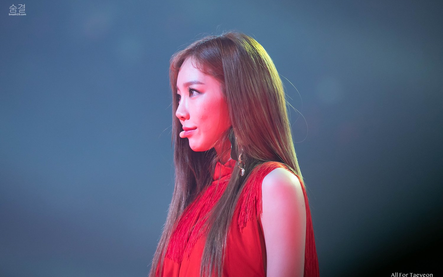 金泰妍181021亚二巡首尔场holiday