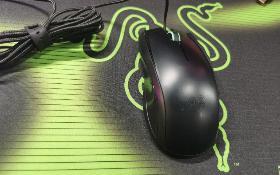 雷蛇太攀皇蛇3500酷黑版当年有一个酷黑套装