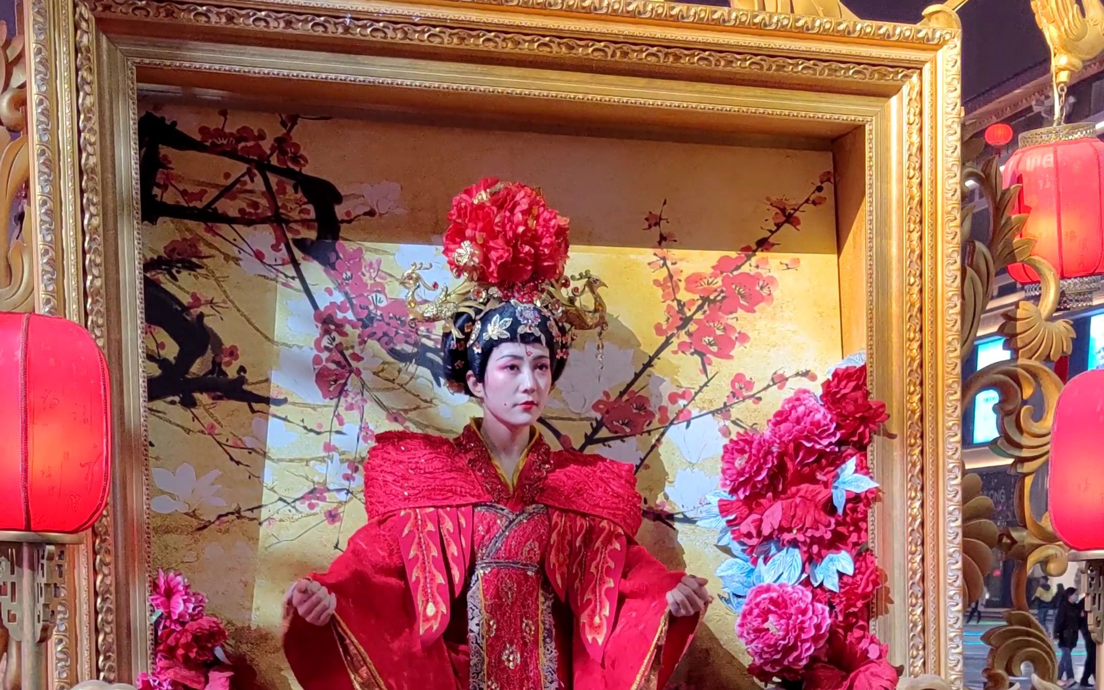 小米10至尊纪念版大唐不夜城贵妃画中人4k手持拍摄关注我每天更新