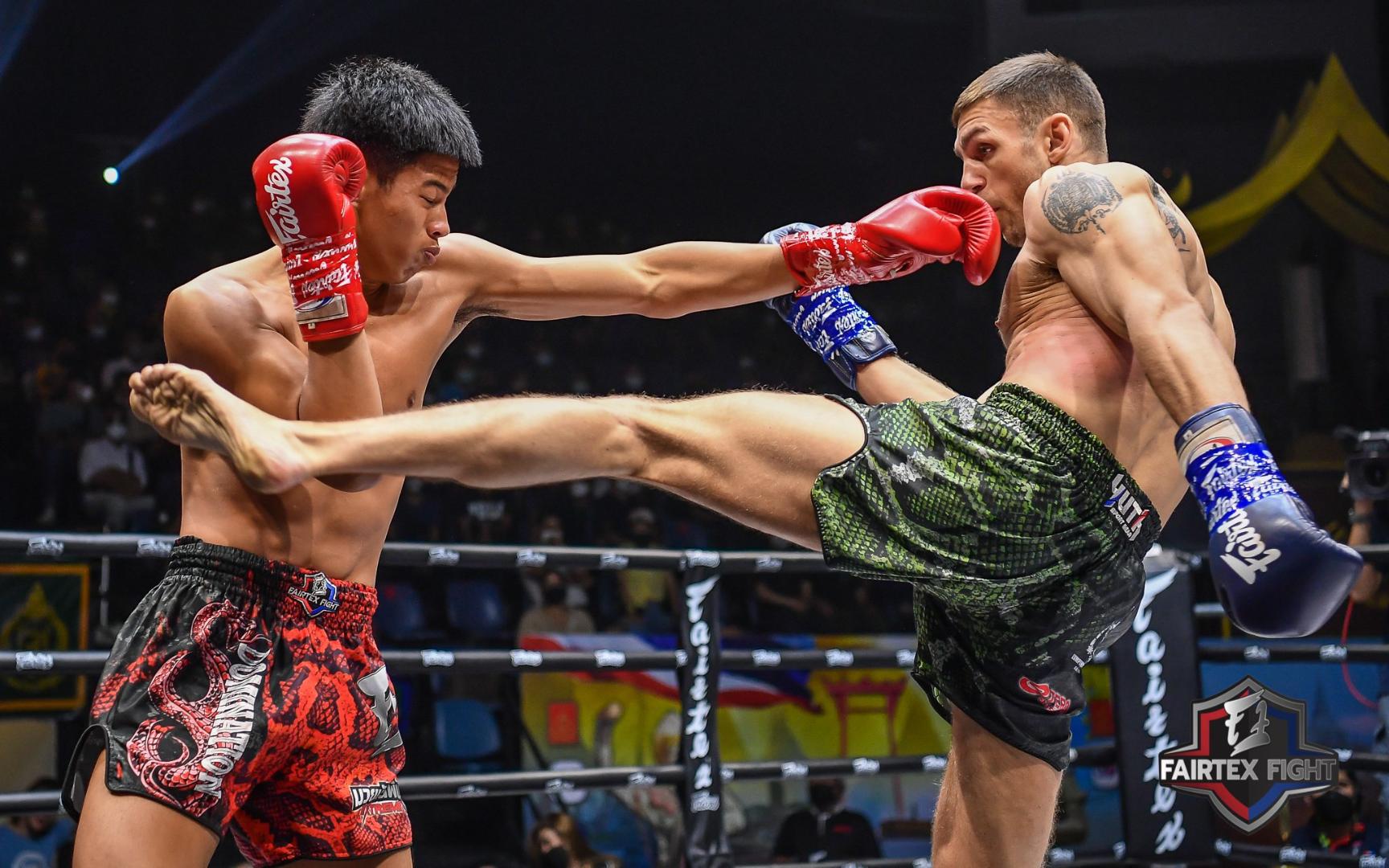 极限泰拳70公斤级泰国选手约德查vs英国选手格林