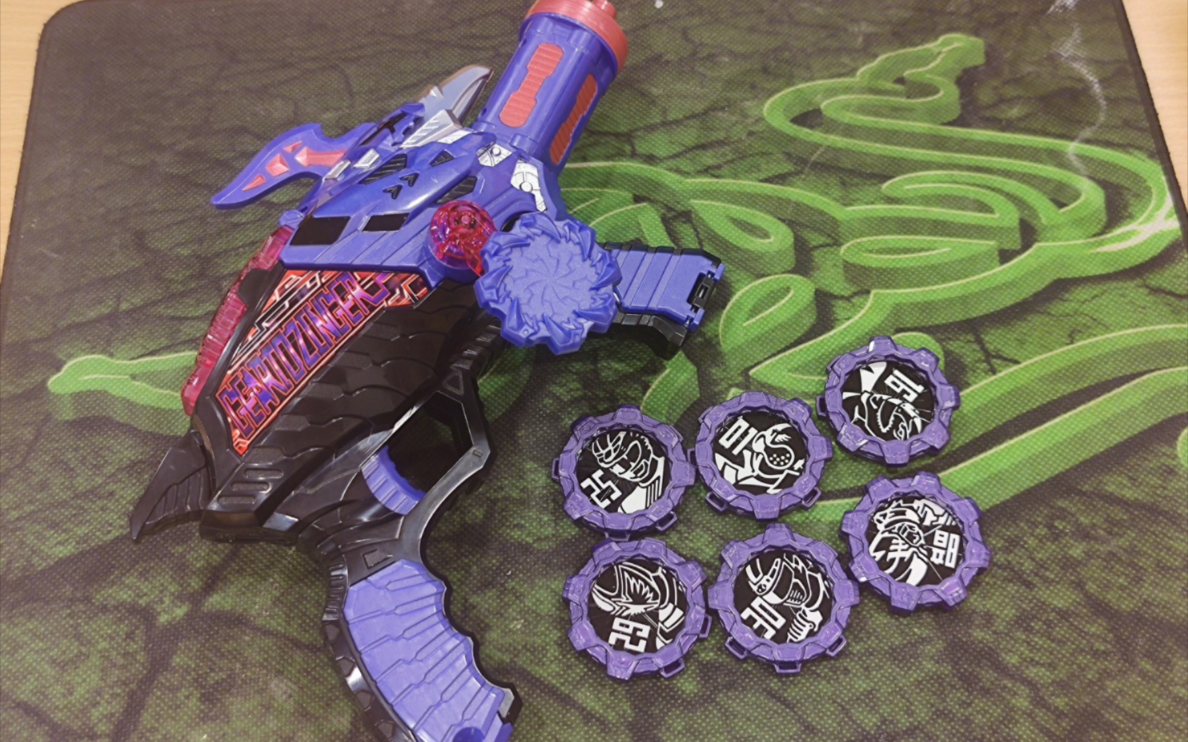 【天涯开箱】黑暗齿轮枪 机界战队全开者pb限定崇帝示威座亚变身器