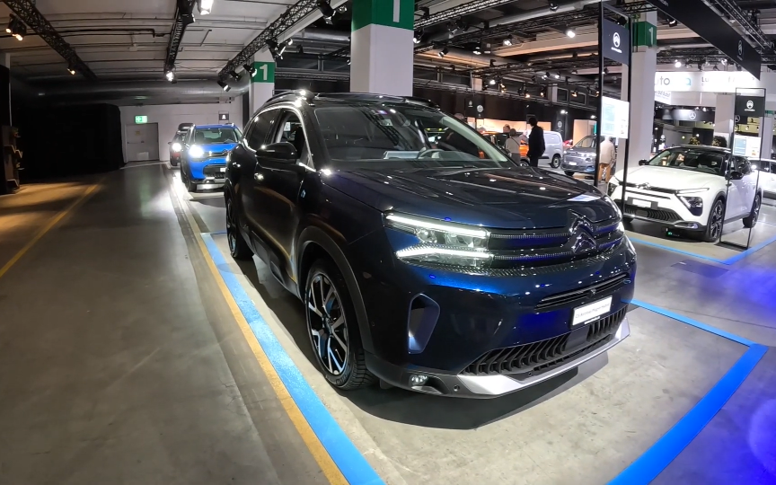 2023款雪铁龙c5 aircross phev 插电式混合动力 外观和内饰观赏