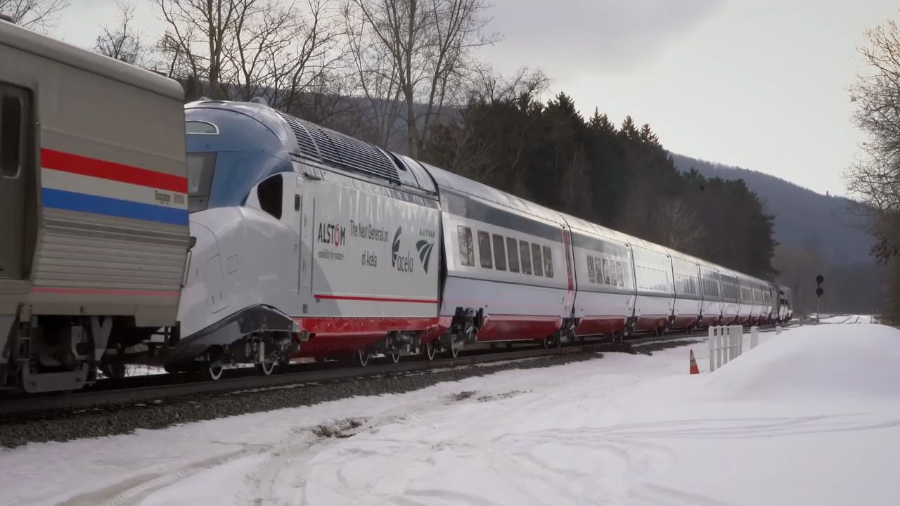 交付美国铁路公司新的亚塞拉高速列车