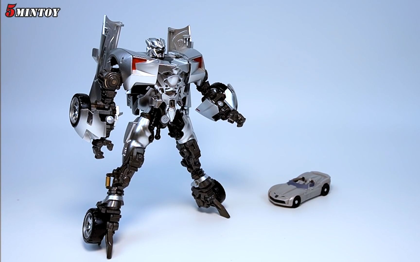 五分钟玩具把玩——国产变形金刚真人世放大版mpm大小级别横炮玩具