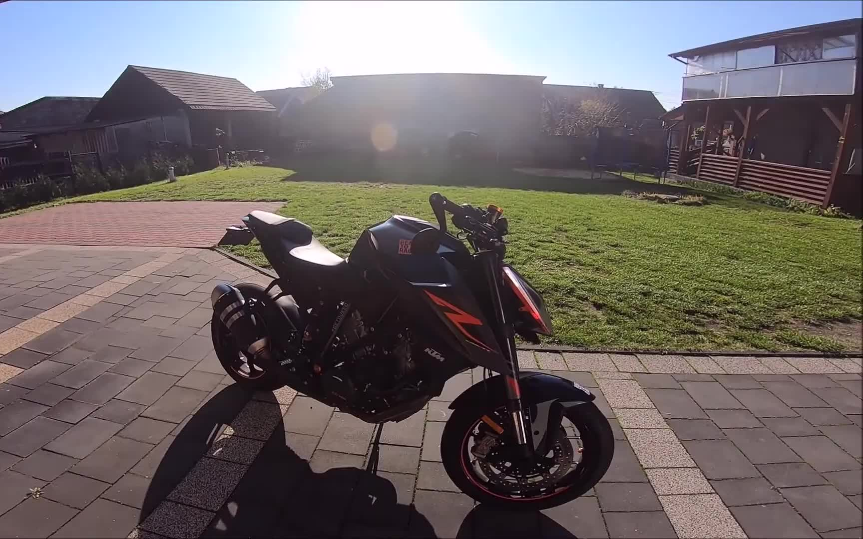 ktm super duke 1290 r 翘头!