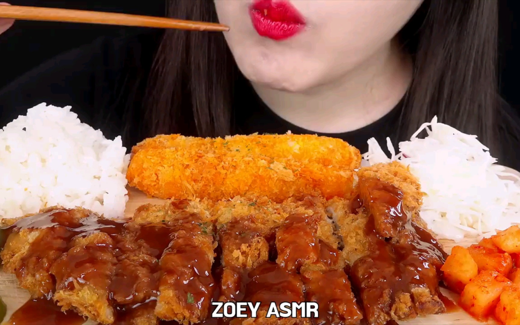 【ZOEY】烹饪鸡排饭,味美难忘~哔哩哔哩bilibili