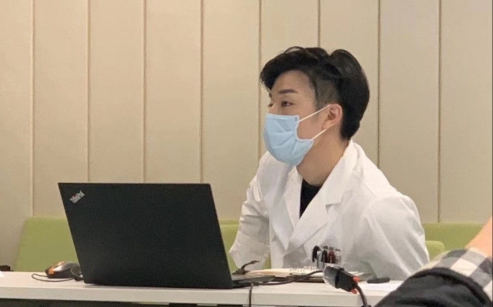 【徐晔/徐叔叔】这颜值是真实存在的?论史上最帅医生的正确打开方式!