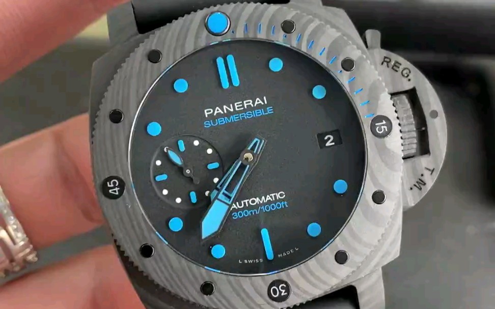 42mm 全碳纤维 沛纳海pam960