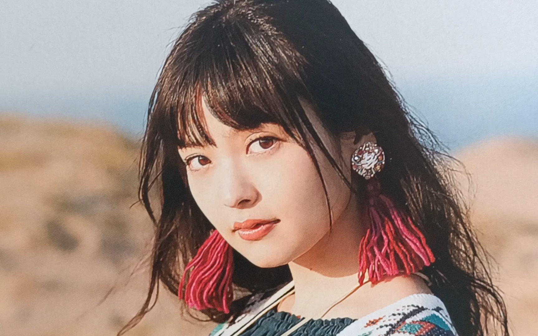 《上坂堇旅游写真集》天闻角川10块钱的写真集