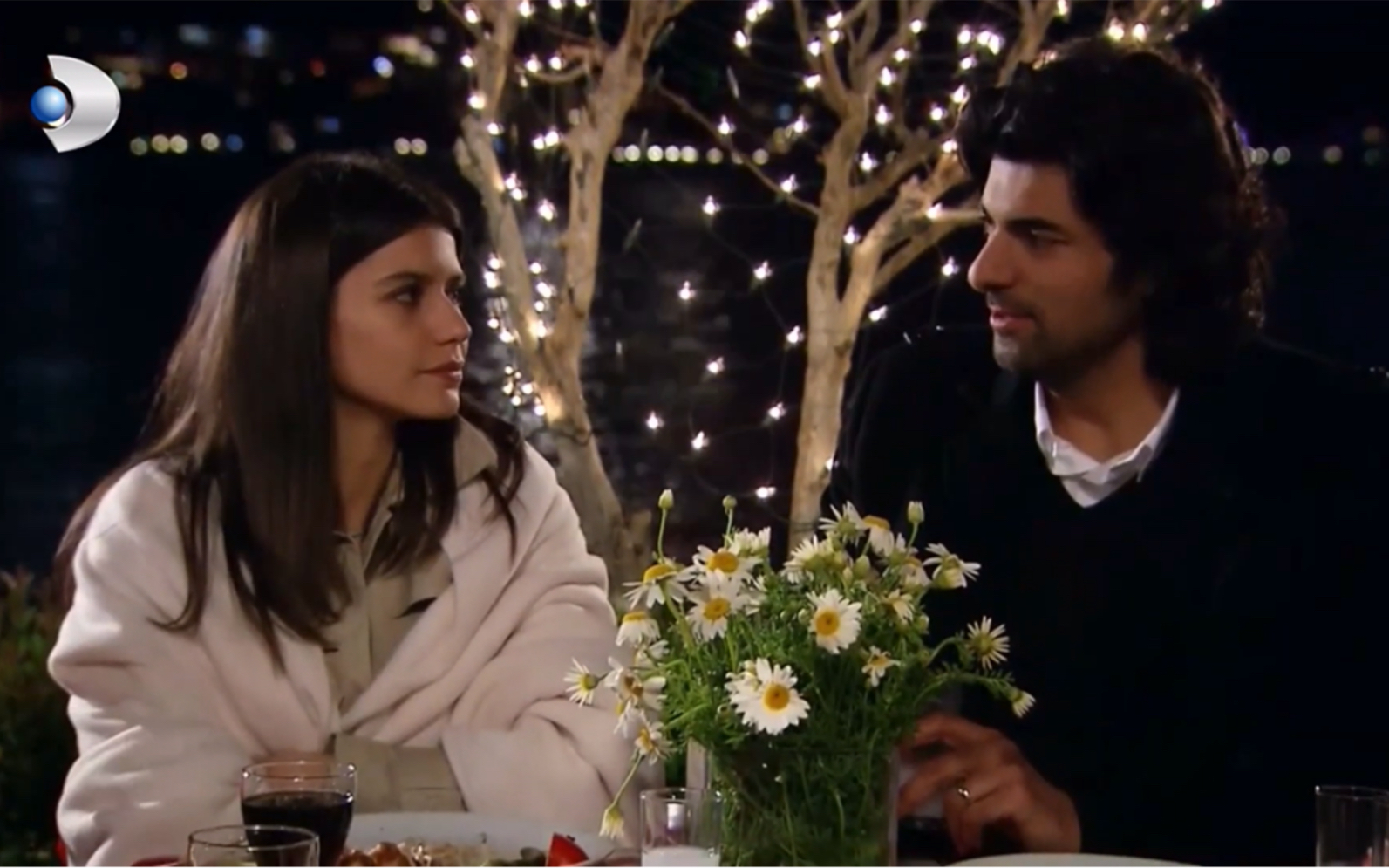 [图]Fatmagul&Kerim sing together