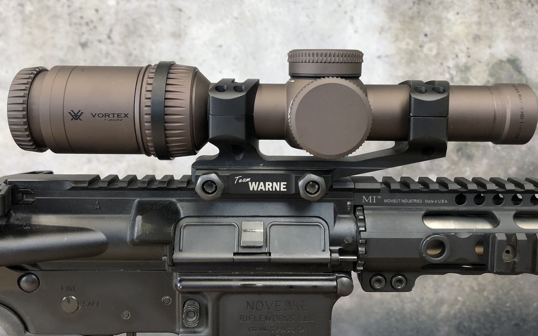 原装进口,维特vortex razor hd gen3 1-10x24 原品八倍镜 前置速瞄