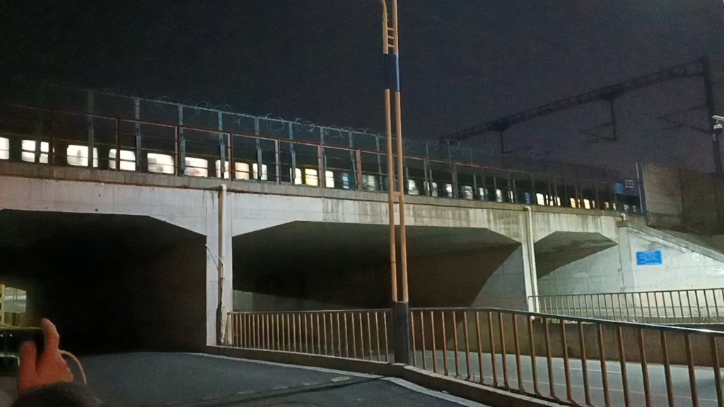 t127下行减速进吉安站