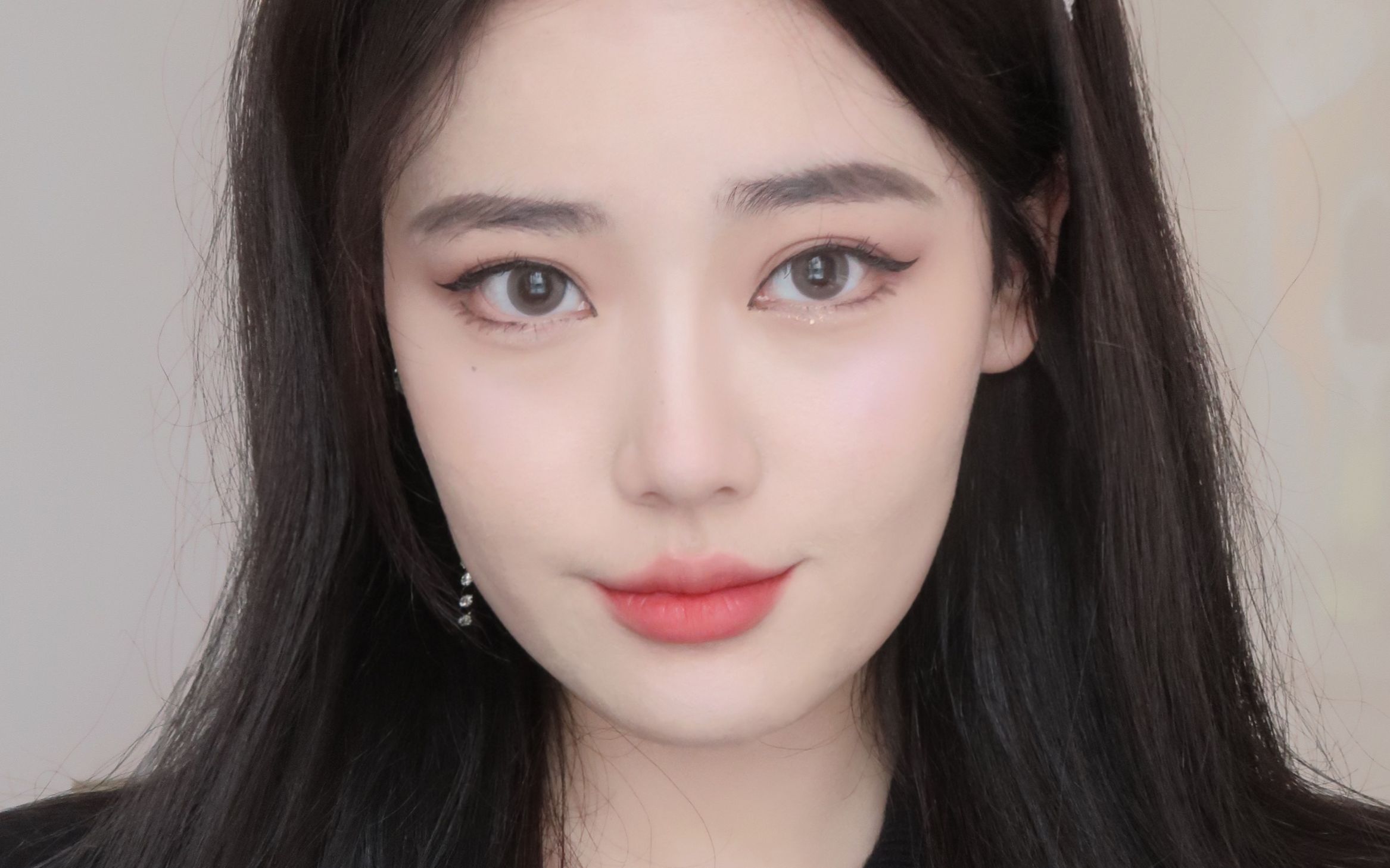 活动作品jennie奶凶小猫眼妆音乐节必备