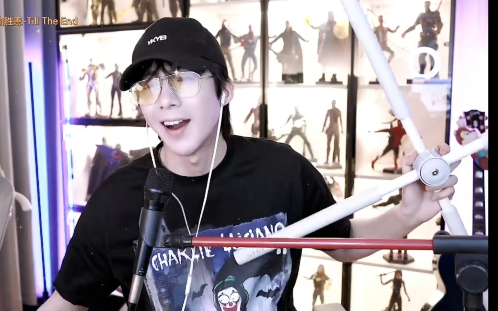 刘宇宁挽剑花太帅了就是把自己的肚子打了笑死我了