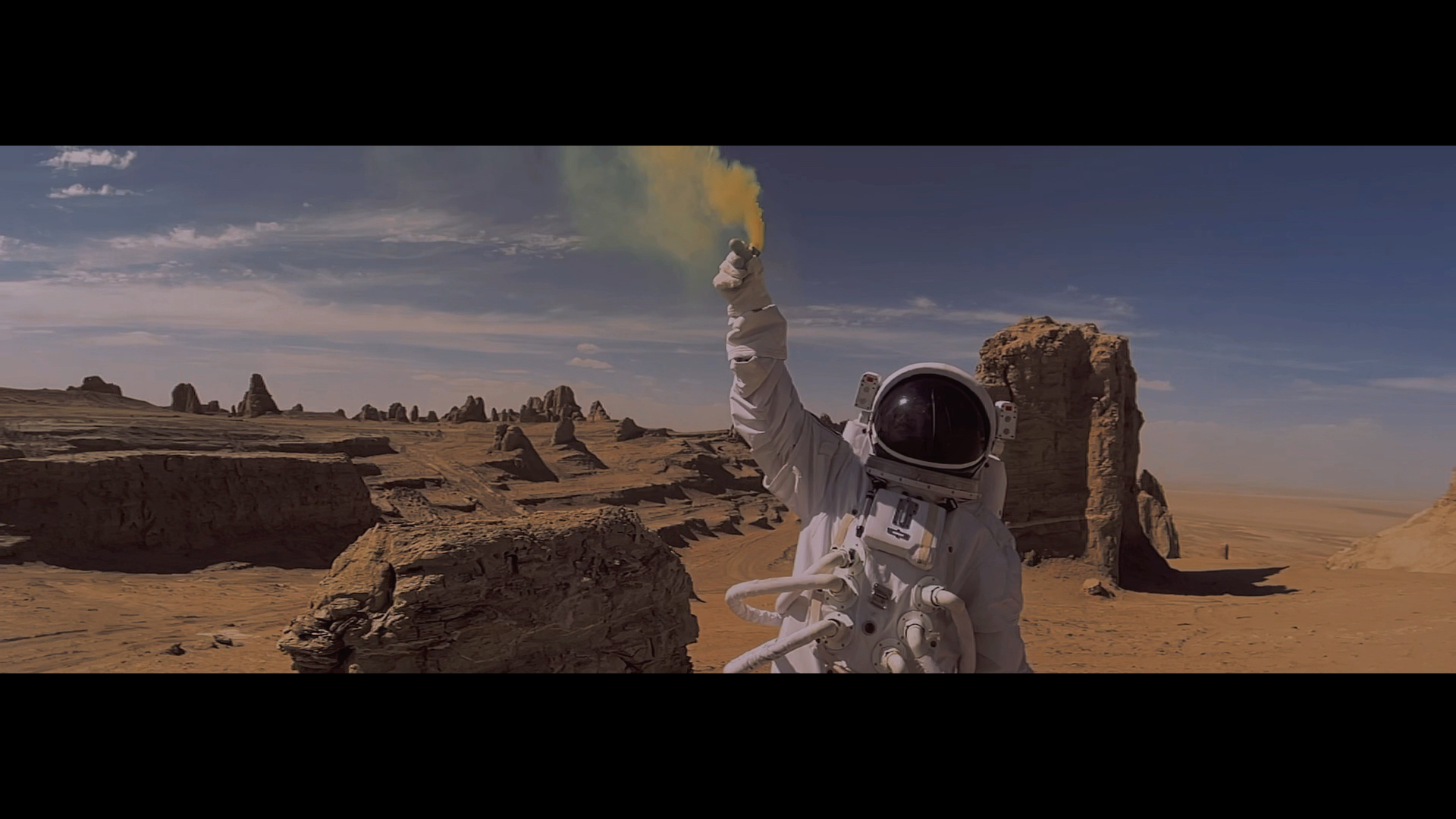 我在火星上用iphone拍了一个小短片