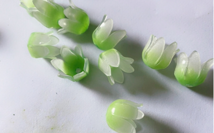 手已烫熟自制圆滚滚的小铃兰热缩片01