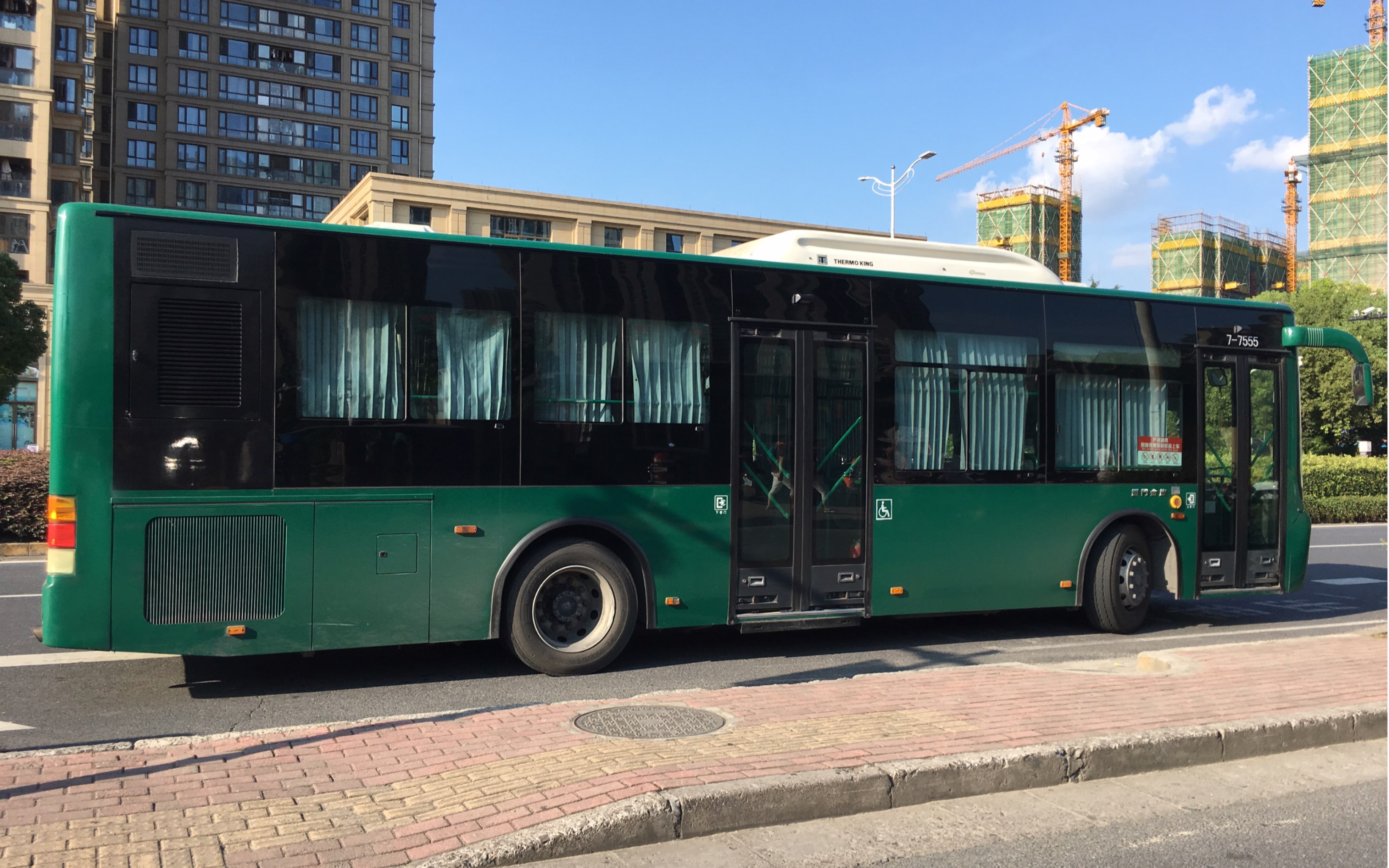 杭州公交 xml6105j15cn 139路 7-7555_哔哩哔哩 (゜-゜)つロ 干杯