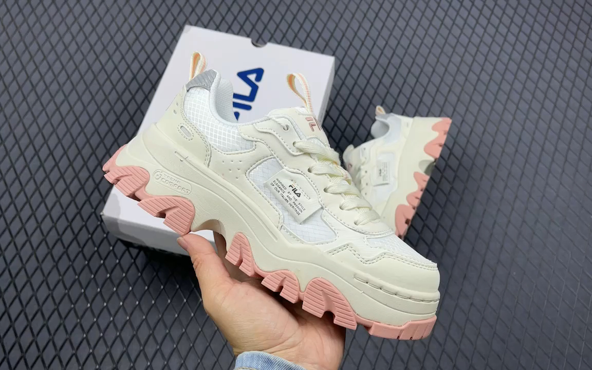 卖莆田鞋的微商哪里找莆田鞋去哪个平台买十年实力商家fila斐乐官方