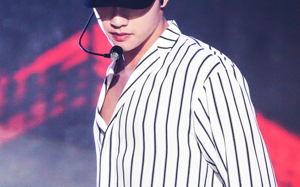 o.】直男斩exo百日郎君都暻秀的100个性感瞬间!_哔哩哔哩_bilibili