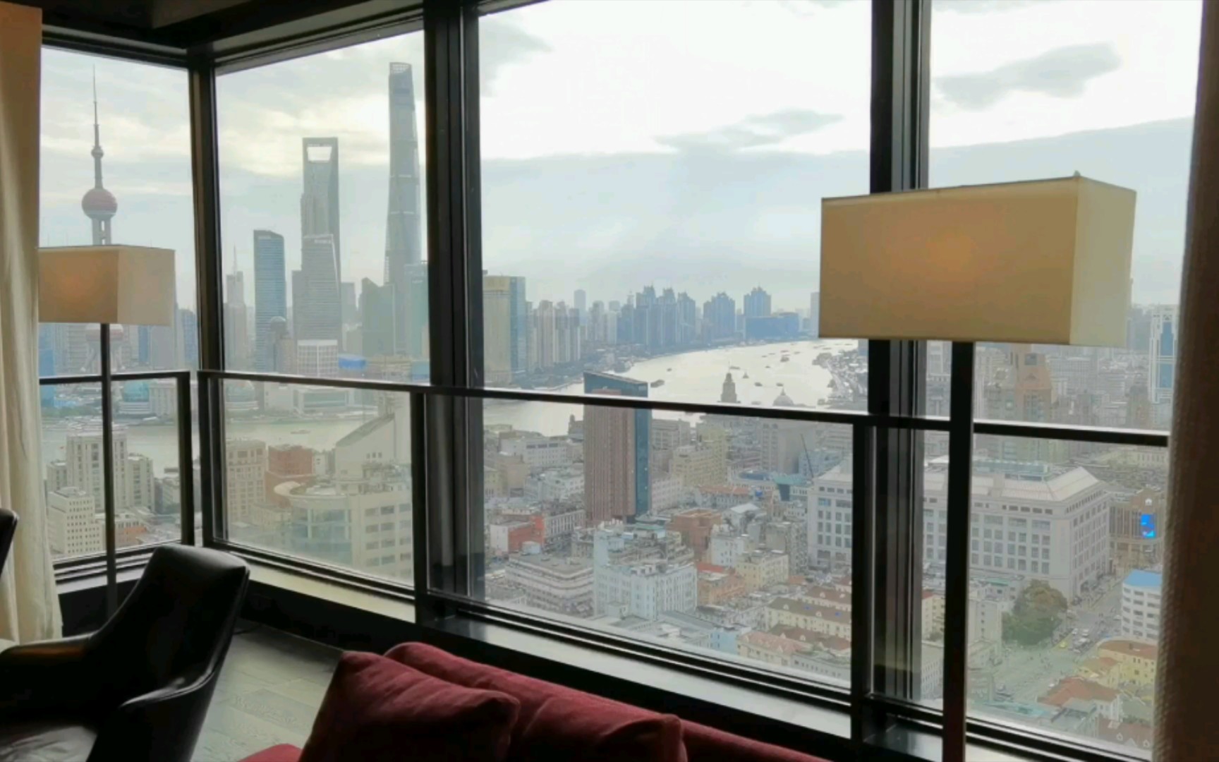 上海宝格丽酒店套房的早晨