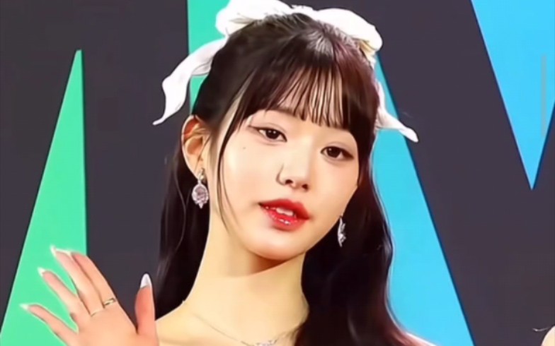 绝美公主小圆 张元英!