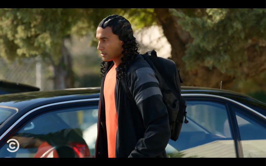 安追嘴上不断否认,内心却一阵悸动