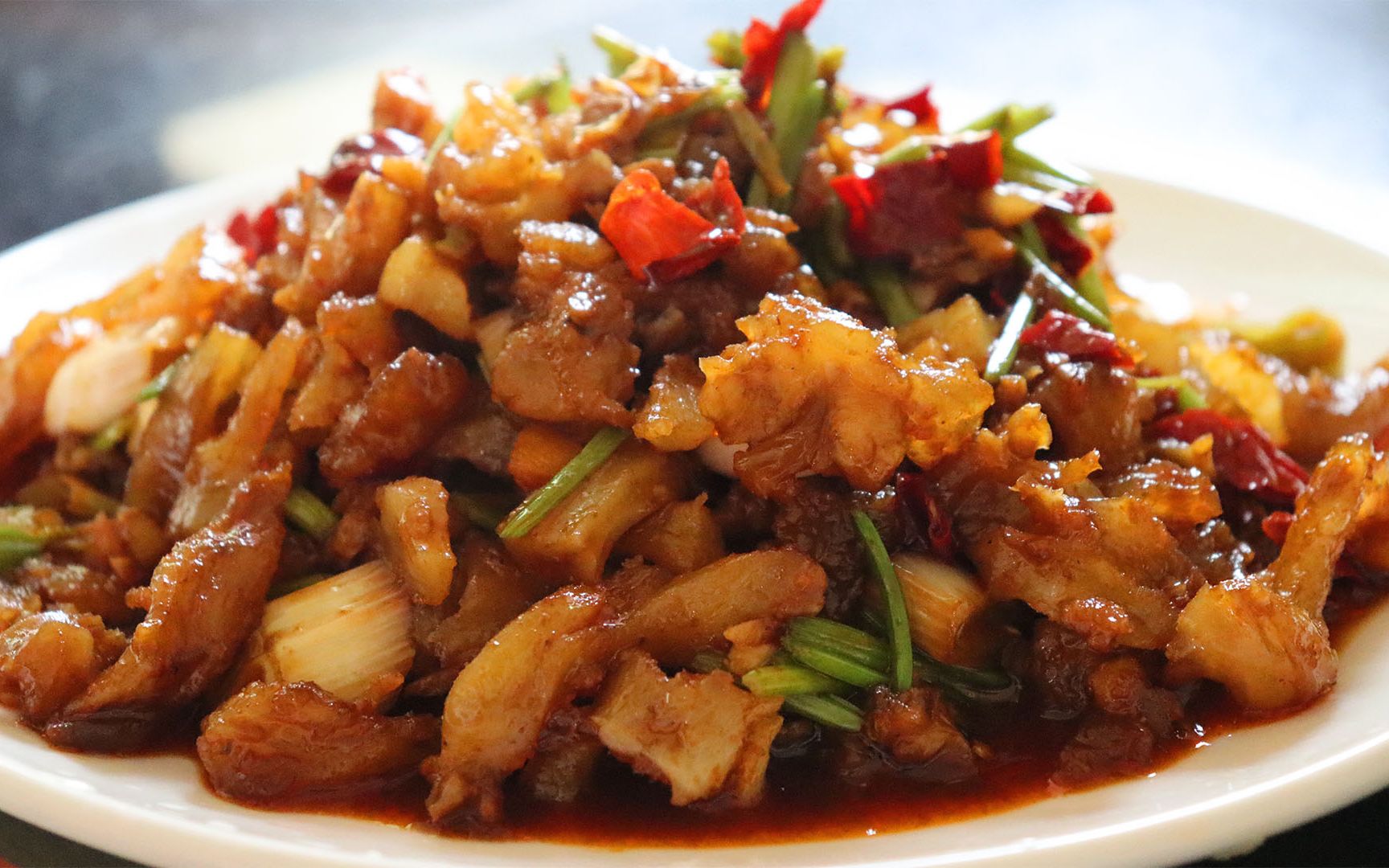 60元买2斤碎牛蹄筋, 做个爆炒牛筋不加一滴水,拌着米饭吃爽了_哔哩