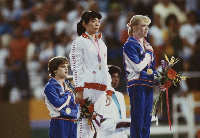 1984年洛杉矶奥运会,21岁的马艳红用已江湖绝迹的"马艳红下",为中国