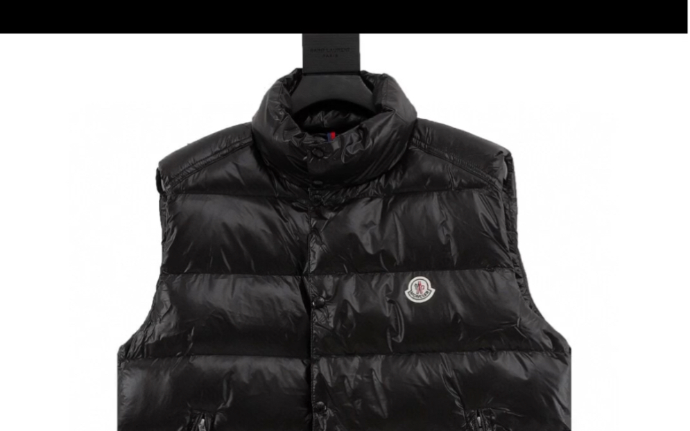 说一下高仿moncler maya蒙口玛雅羽绒马甲moncler蒙口最经典的羽绒