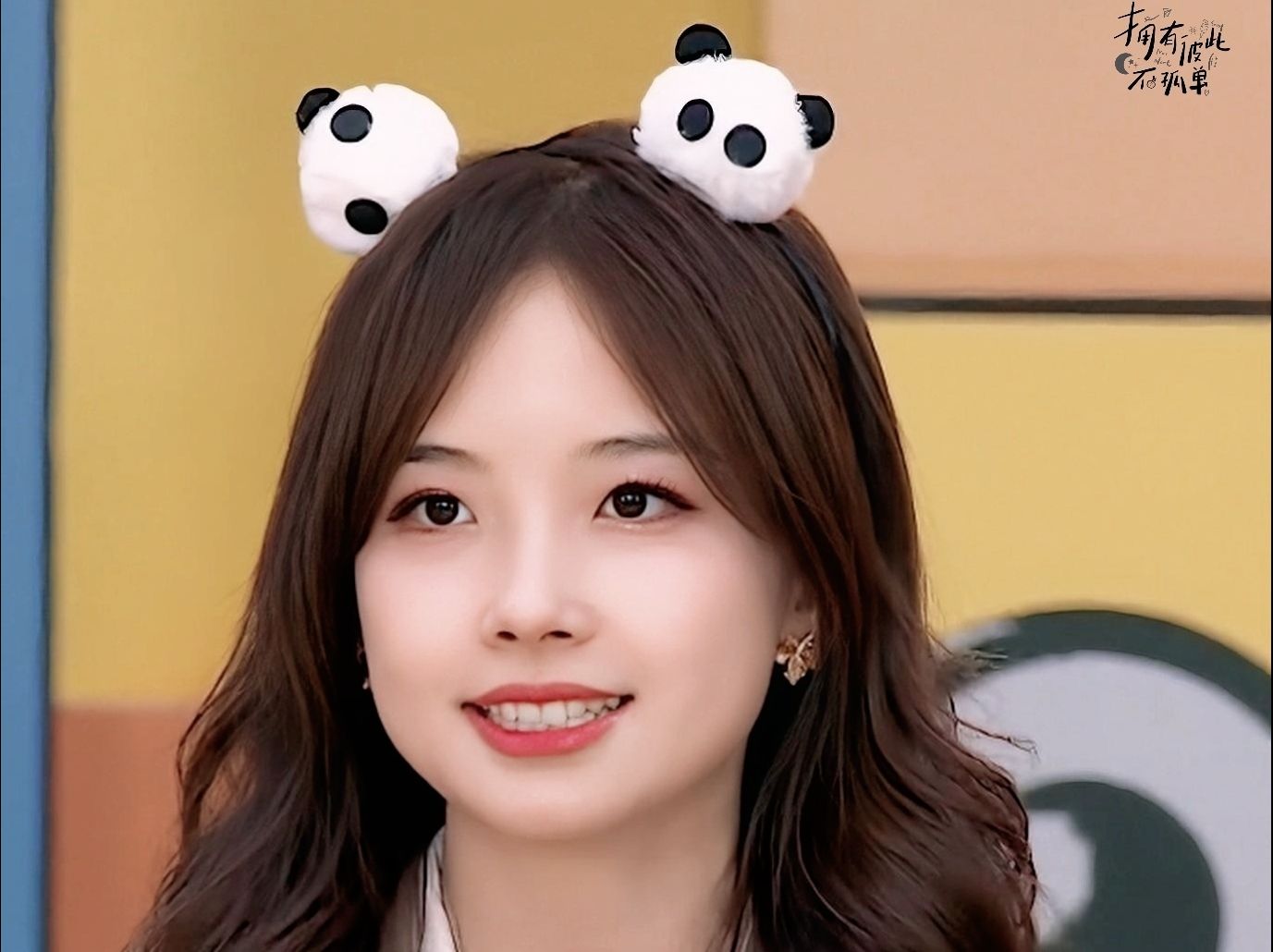 王冰冰讲绕口令,这两声傻笑谁听了不迷糊!