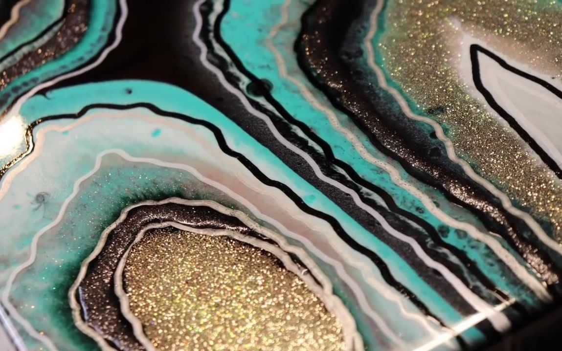 流体画树脂画浇筑技巧呈现自然生动的纹理生肉