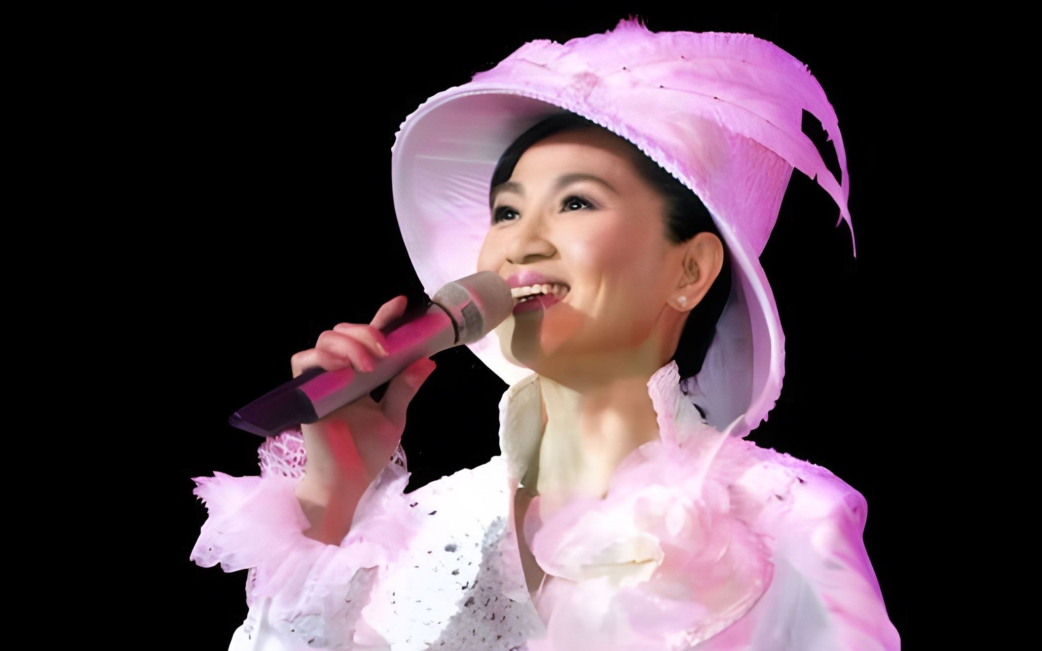 高清版 凤飞飞 2006新加坡演唱会《呼唤》 骆明道的作品