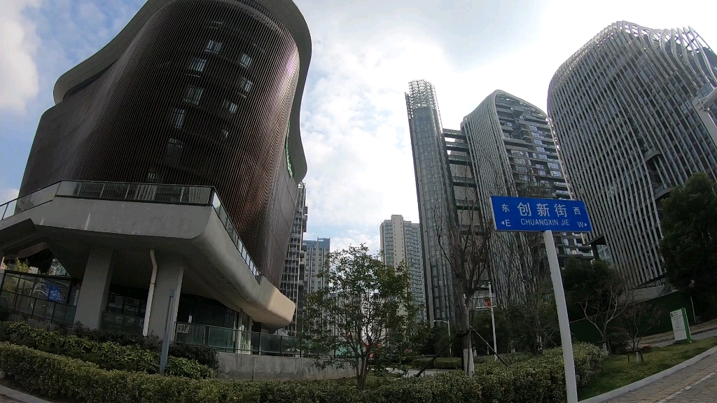 南京网红打卡地证大喜马拉雅街区