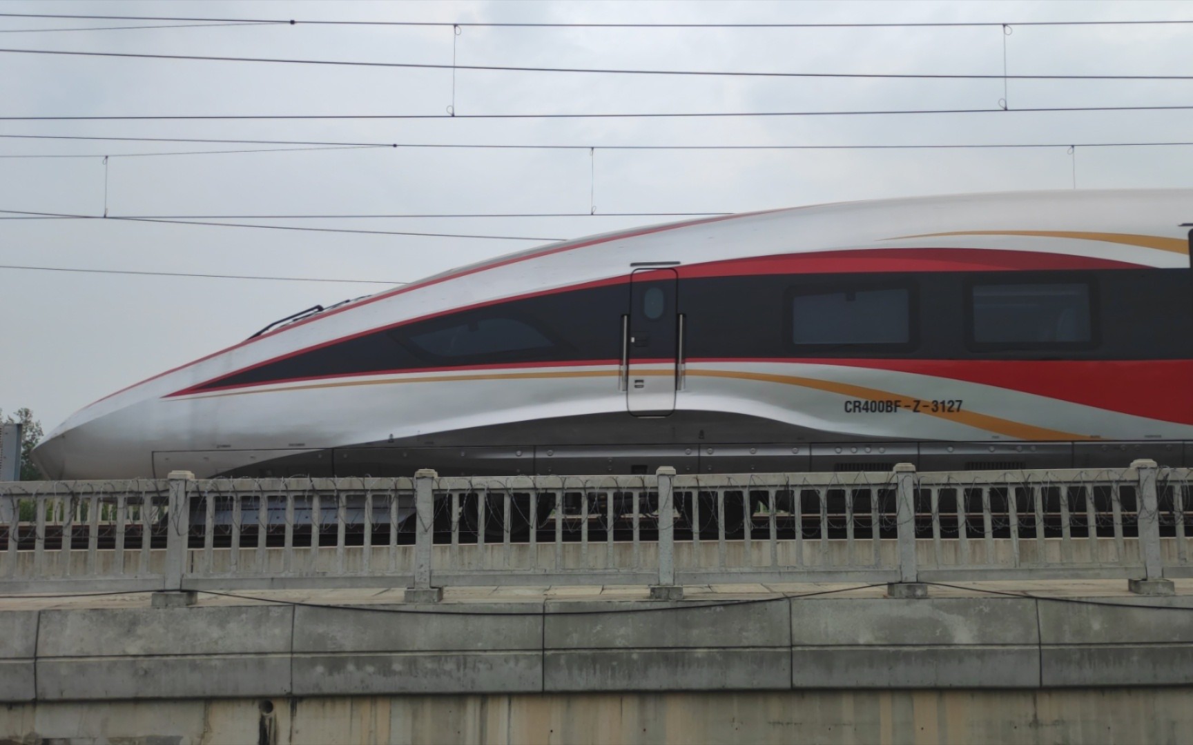 g1963郑州东——温岭cr400bf–z–3127cr400bf–z–3125重连型复兴号