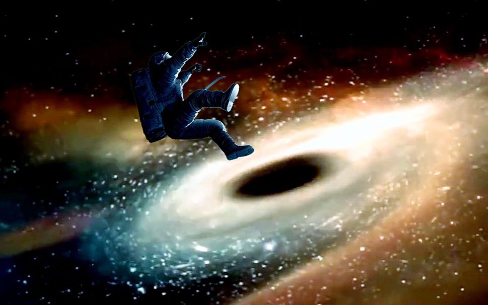 宇航员掉进黑洞竟瞬间被撕裂,拉的像面条一样?