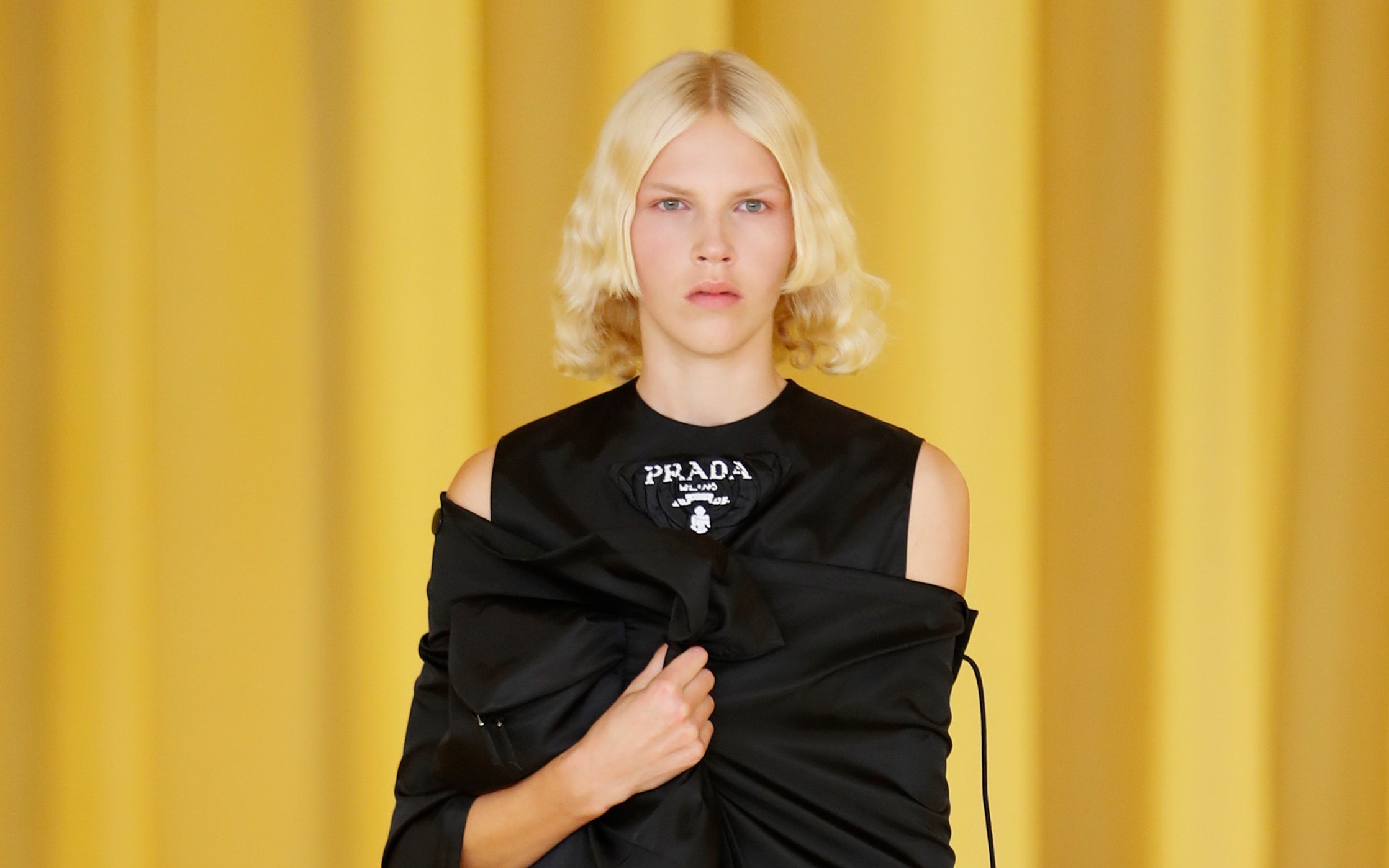 【prada(普拉达)】【2021春夏】【米兰时装周】_哔哩哔哩_bilibili