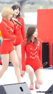 Télécharger la video: 【AOA】猫步轻盈【 Like a Cat】【150404】申惠晶侧身直拍