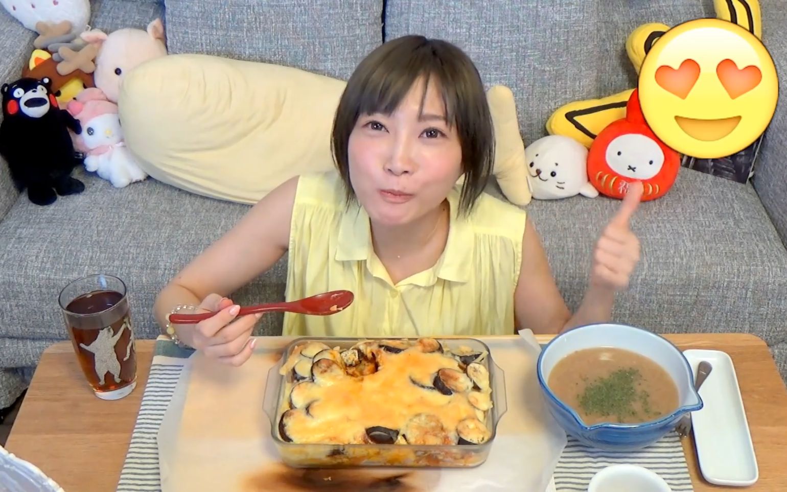 【木下大胃王】50个饺子铺上一层芝士茄子肉酱烤出美味饺子千层面