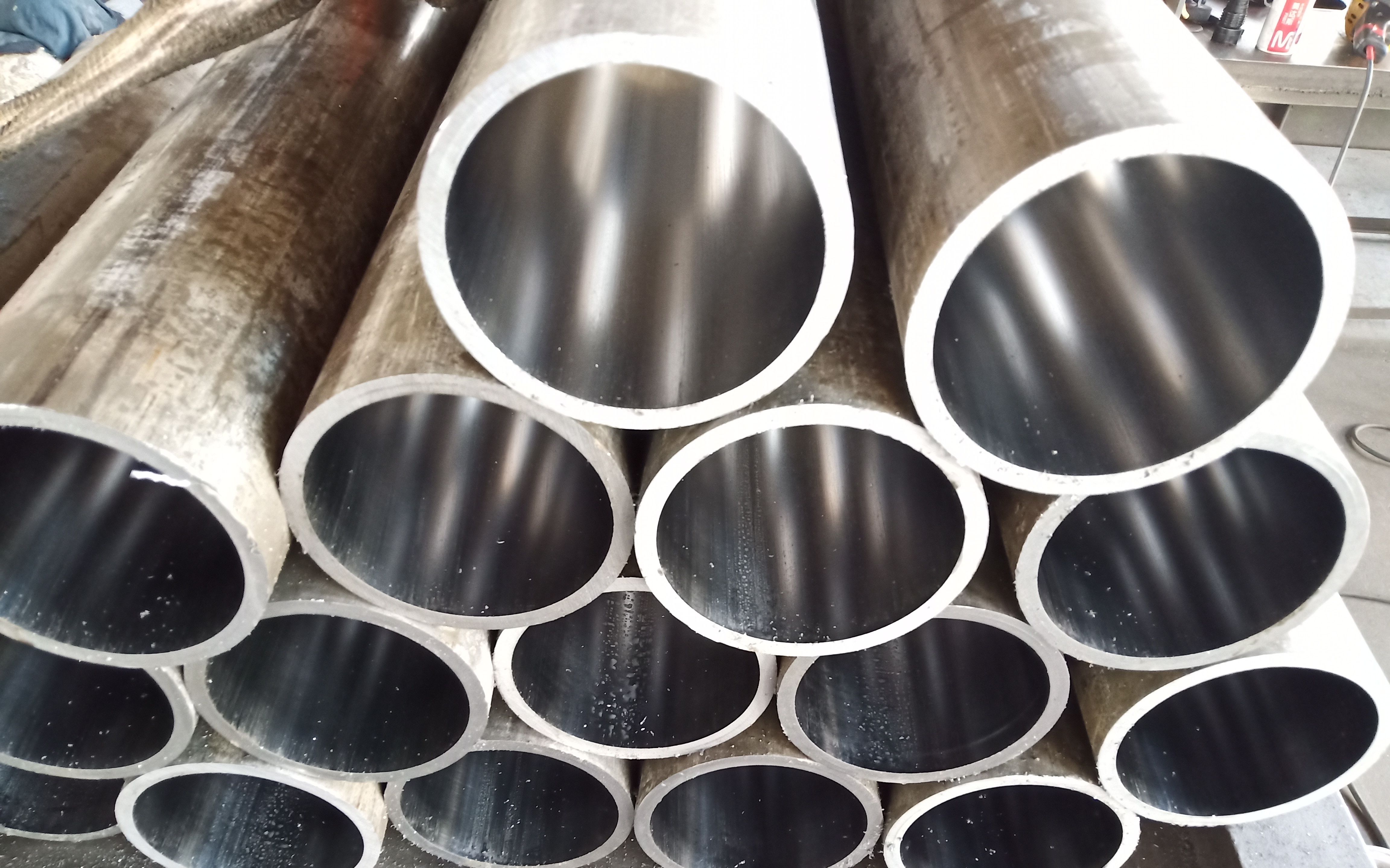 薄壁油缸管 20#研磨油缸管 液压缸筒生产加工厂家 45#滚压管材质 液压