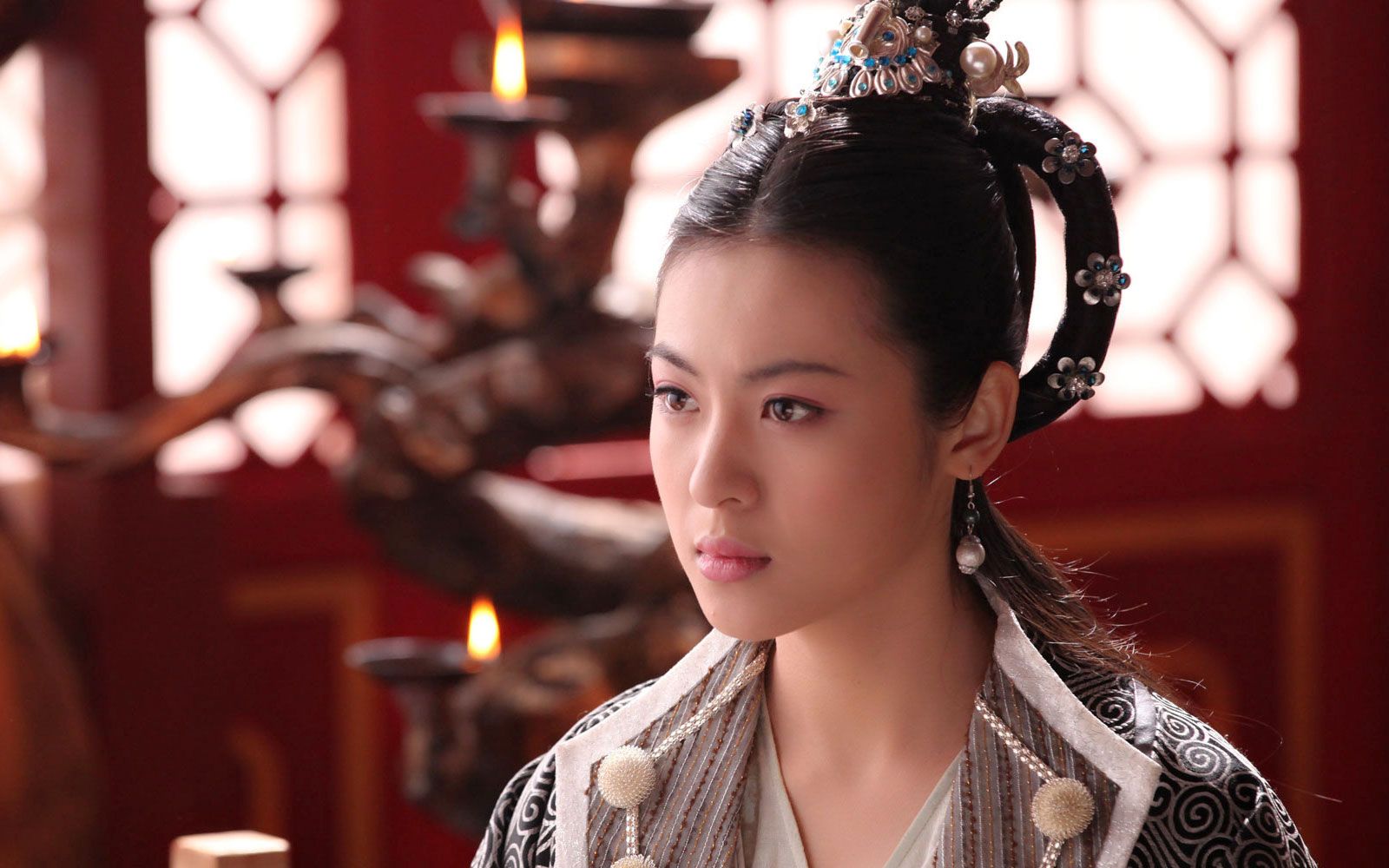 《隋唐演义》杨广偷窥宣华夫人