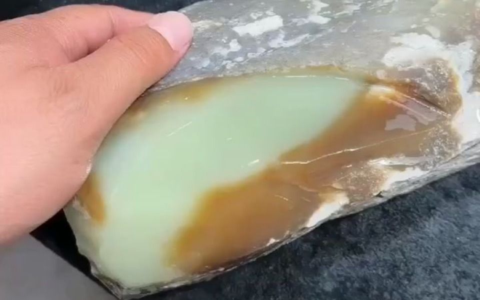 3公斤若羌糖黄口手镯料,3kg ruoqiang sugar yellow mouth