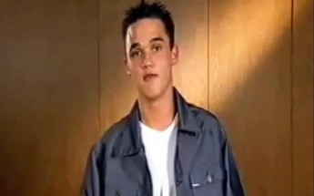 [图]网传唱渣男之歌'Anyone of us'的歌手Gareth Gates 第一次试镜