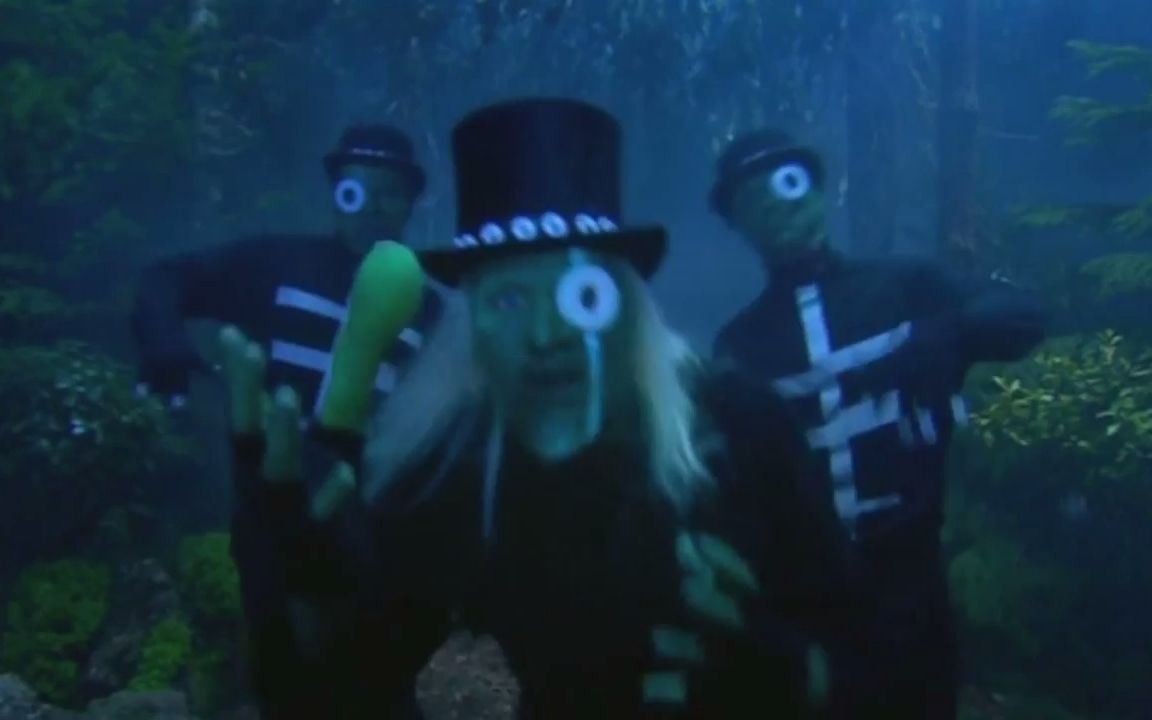 [图]The Hitcher Song - The Mighty Boosh