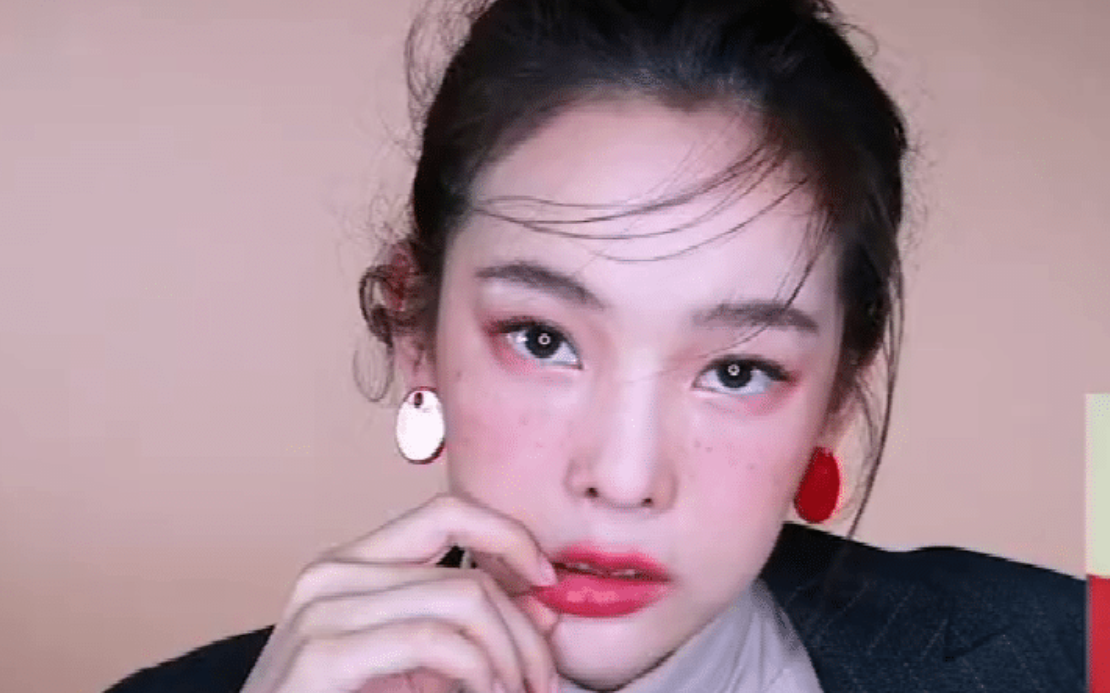 jennie复古雀斑妆仿妆,高级经典,可盐可甜,简单易学 .