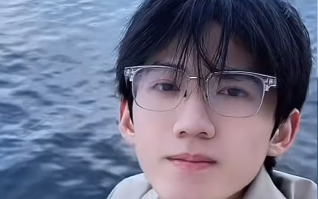 【李歪歪】"你们失约的海,我帮你们看啦"