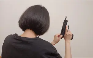 Download Video: 【美式居合】好玩的CZ75玩具！