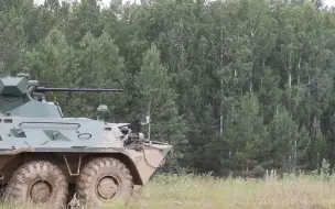 Descargar video: BTR-82A30mm 2A72机关炮开火 (最像squad中的30炮的一段   1分钟版)