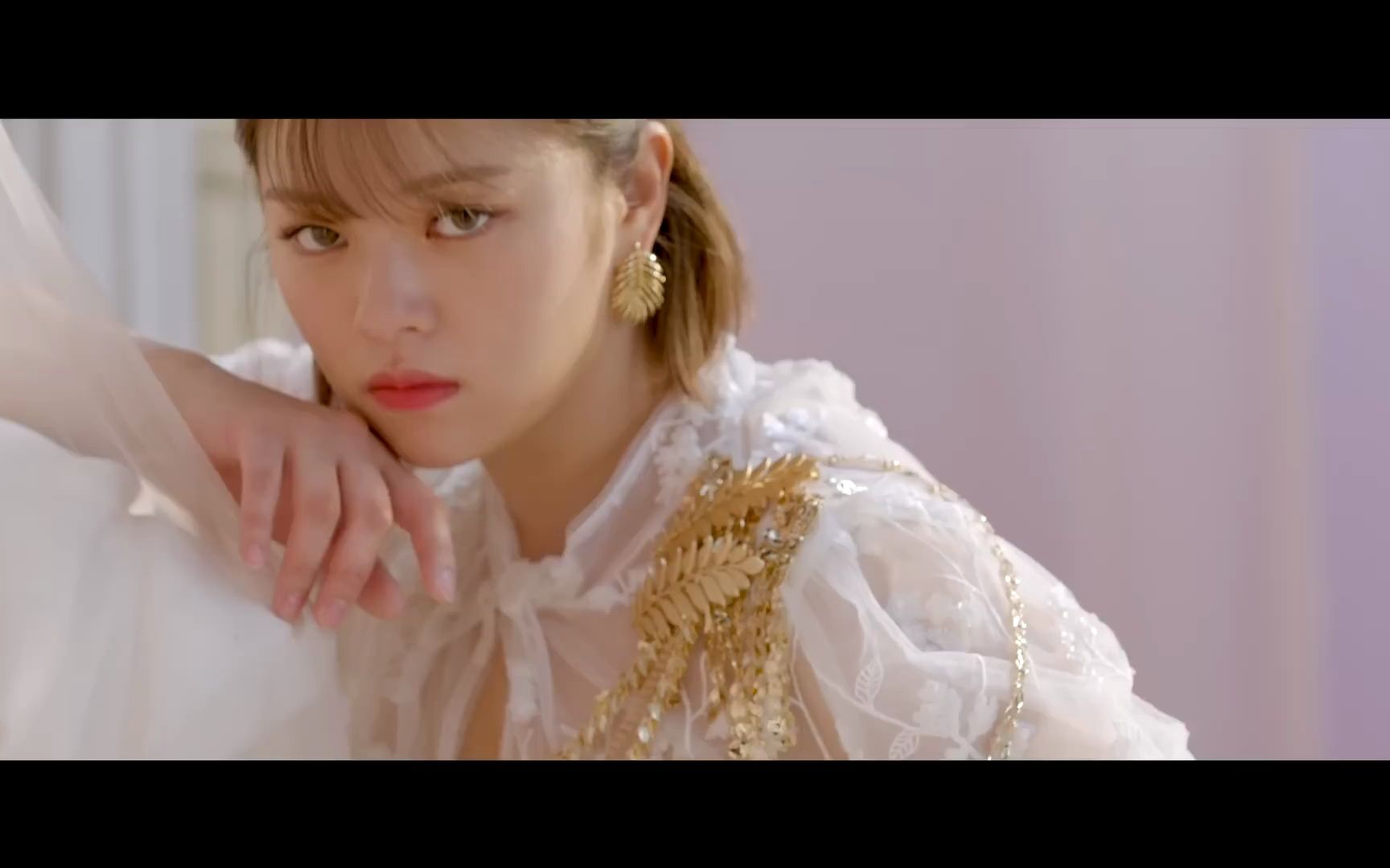 第五次世界巡回演唱会 ready to be日本站预告 -jeongyeon-俞定延