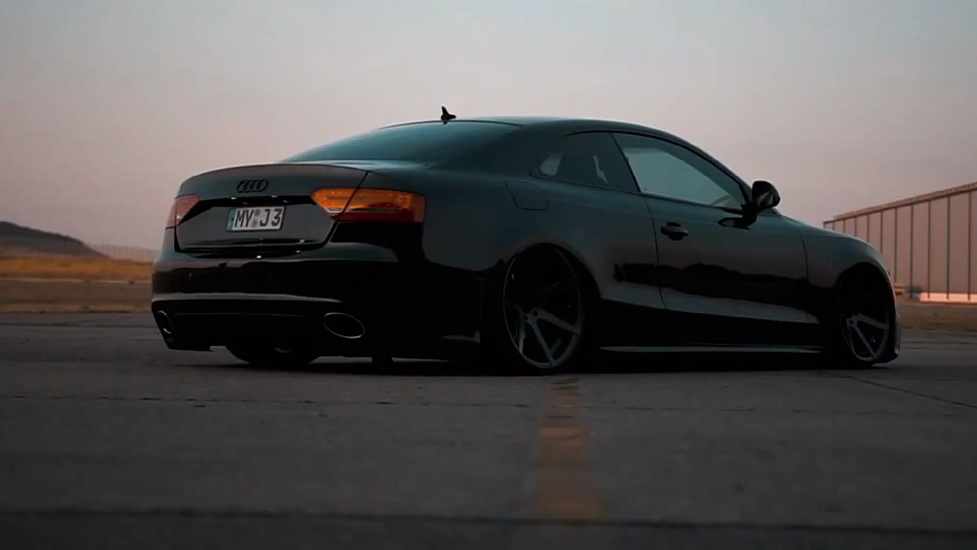 西安奥迪专业改装店,奥迪a5改装黑武士,粗看低调,细看狂暴的感觉_哔哩